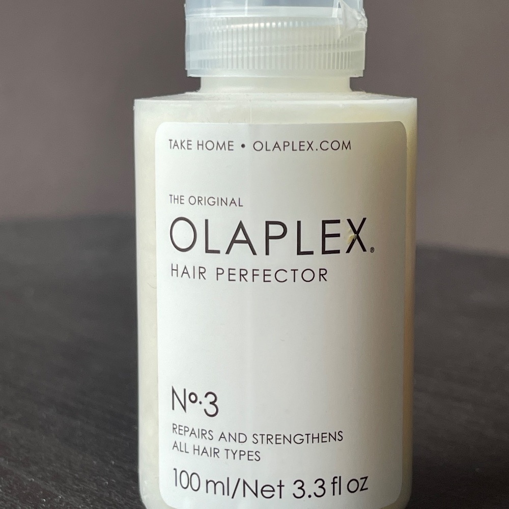 Olaplex  No. 3 Hair Perfector Pre-Shampoo Hair Repair Treatment